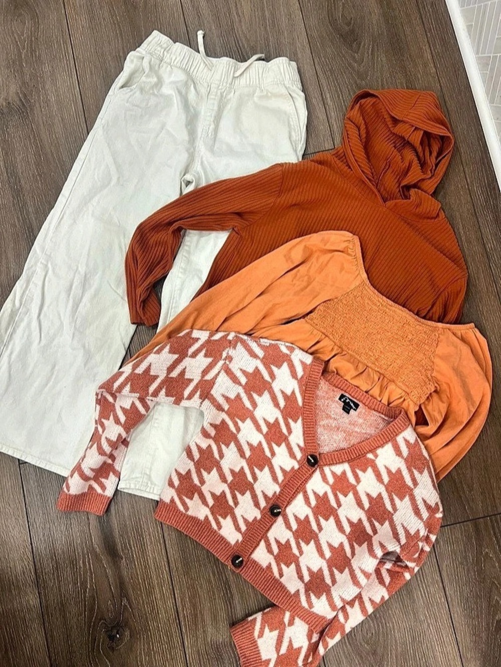 Girls Large 10-12 Fall Long Sleeve Shirts, Sweater Pants Lot/Bundle Orange Cream